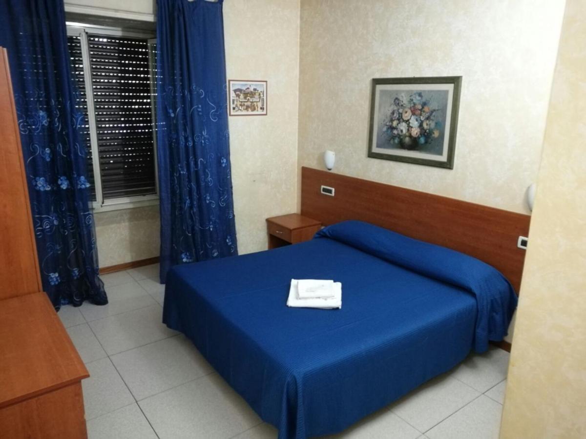 Casa Ros Via Ostiense 73 Guest house Rome