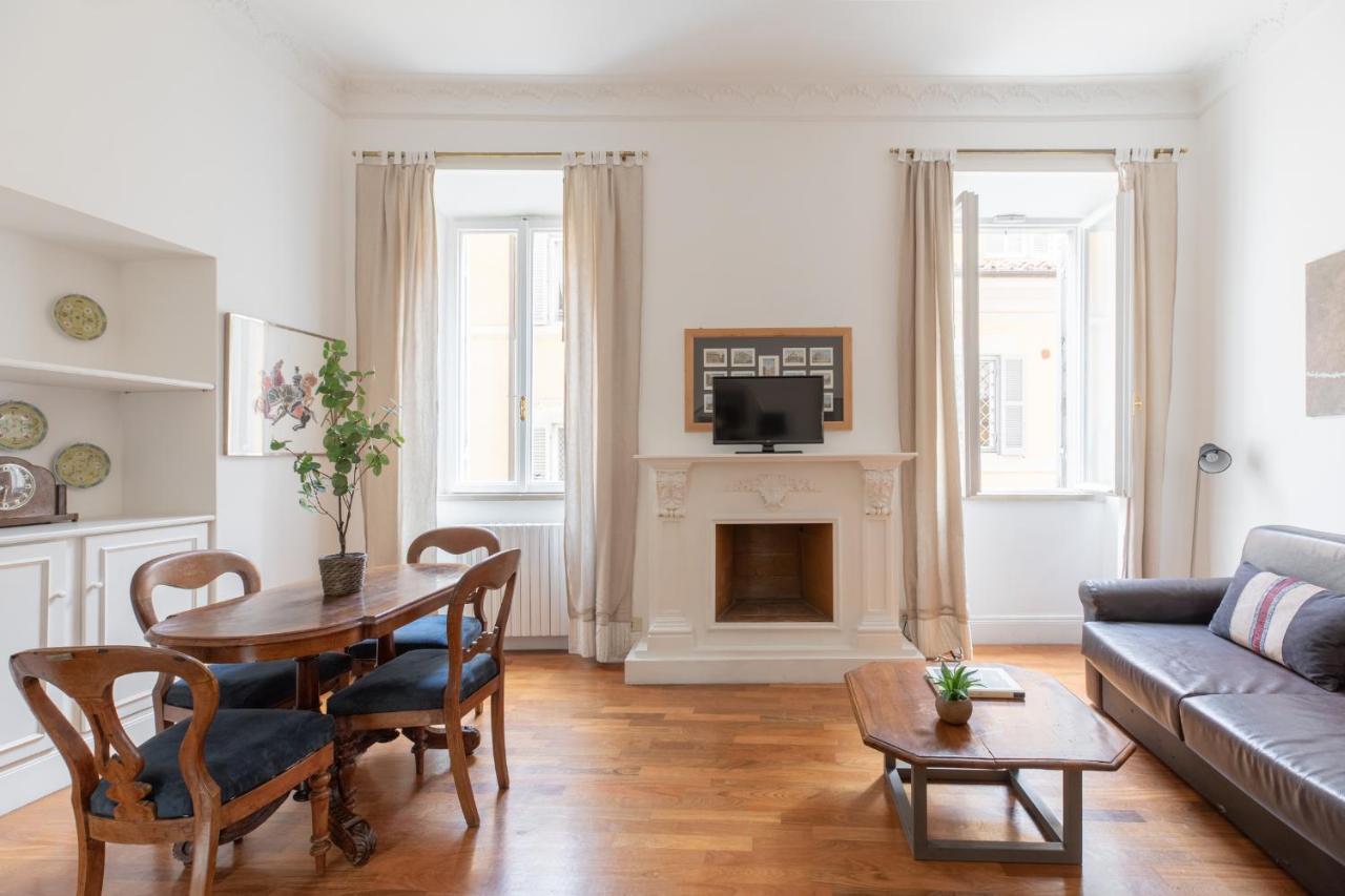 Appartamento Iflat Elegant In 18th Century Palace *