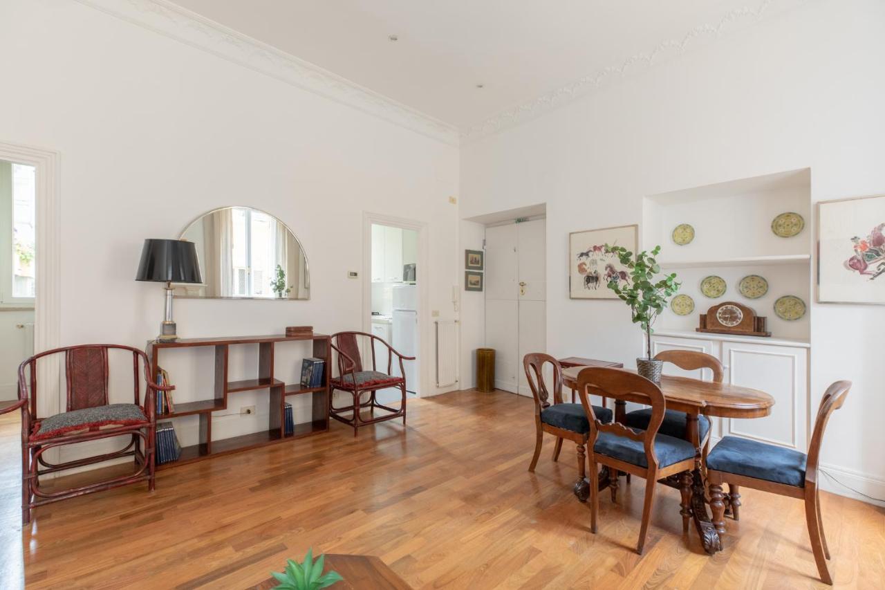 Appartamento Iflat Elegant In 18th Century Palace Roma
