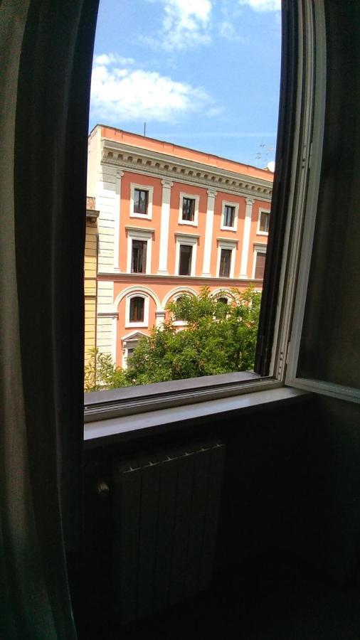 Folia Rome