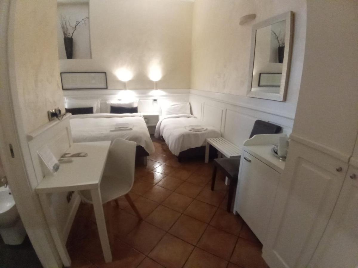 Basilio 55 3* Rome