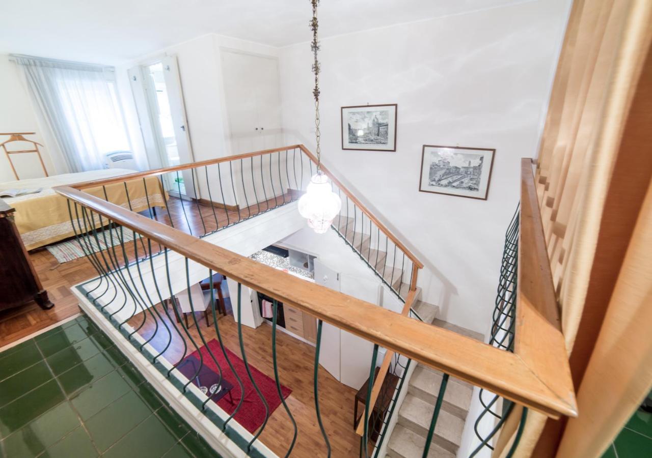 Rent In Rome Archimede Apartment