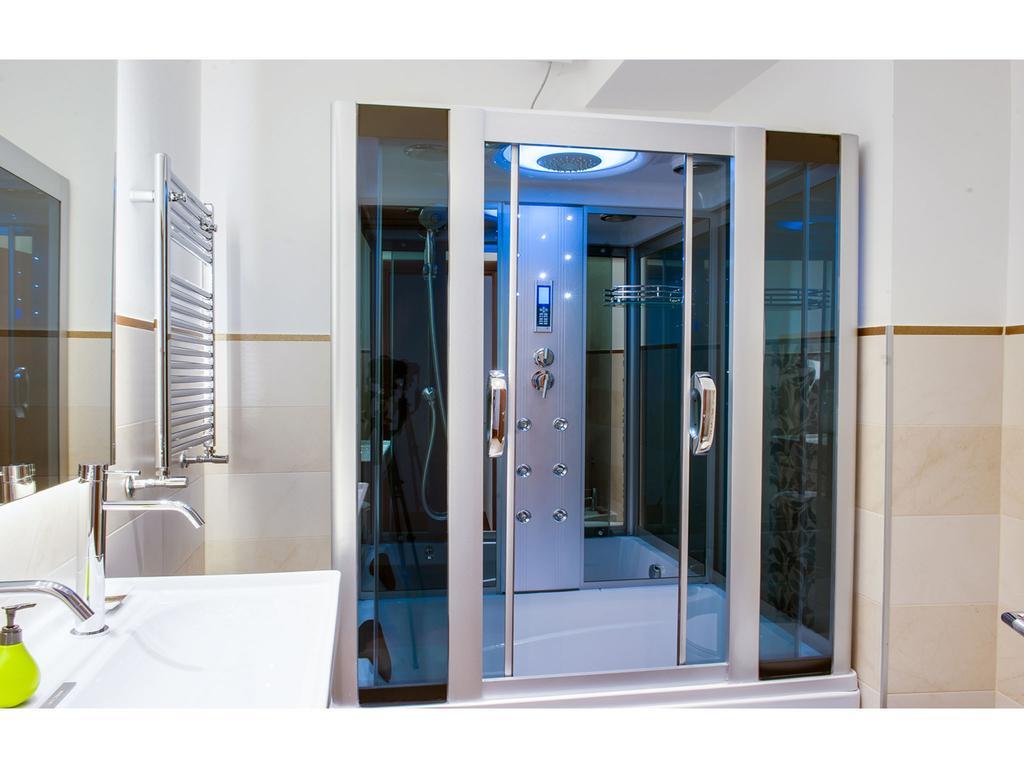 Lh Royal Terrace Guest house 2*