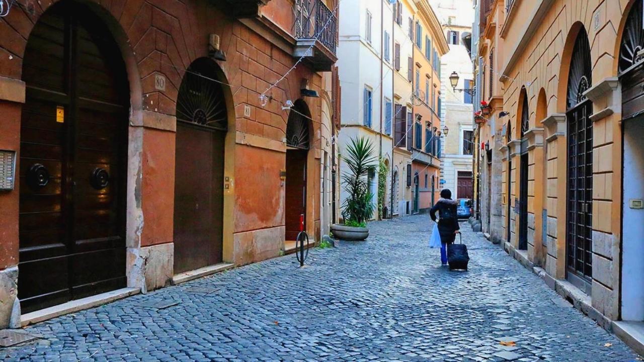 Giulia'S Navona Apartment Rome