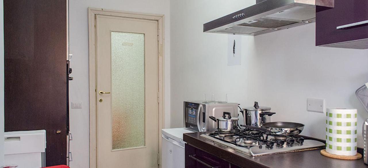 Guest house Kamchu Apartments: Piazza Bologna *