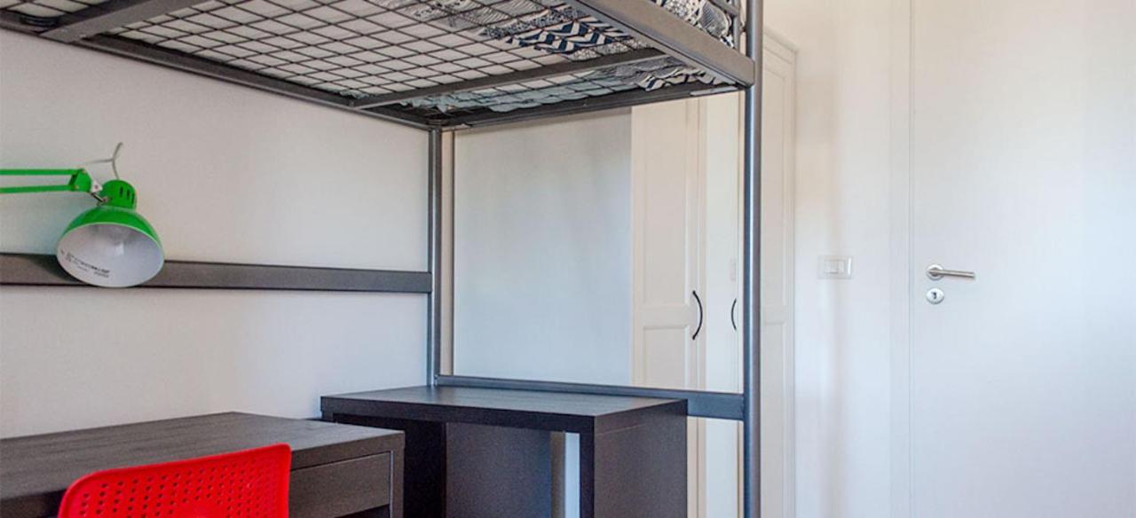 Kamchu Apartments: Piazza Bologna Guest house *