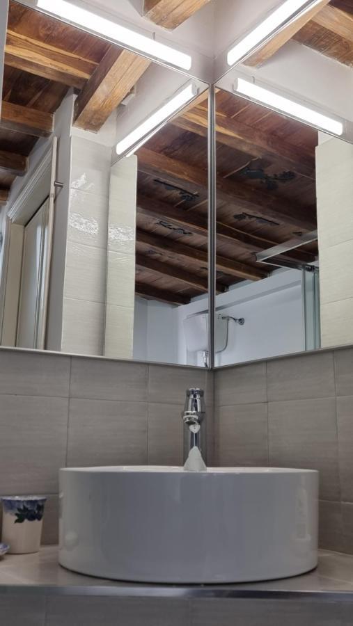 Della Pace, Classy & Charming - Renovated Apartment *