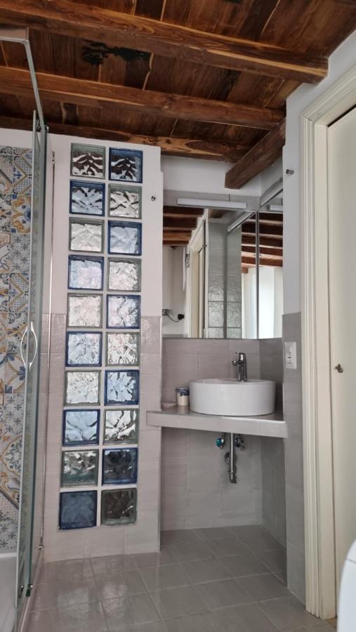Della Pace, Classy & Charming - Renovated Apartment Rome
