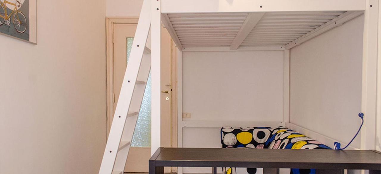Kamchu Apartments: Piazza Bologna Guest house