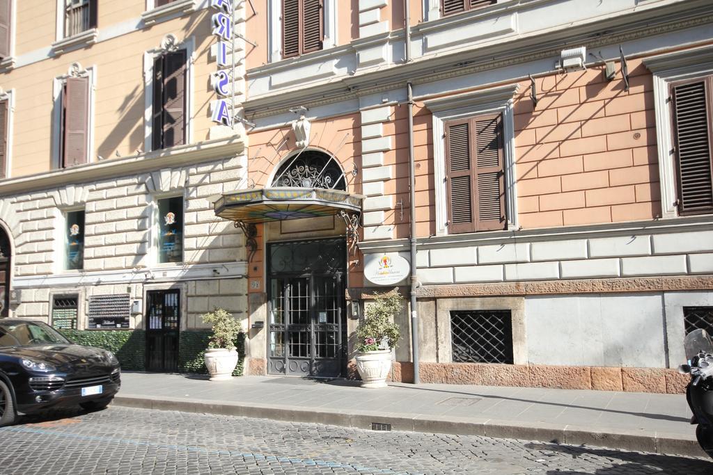 Marisa Hotel Rome