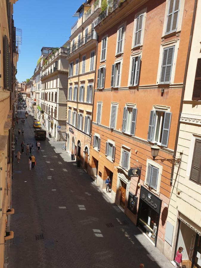 Spanish Steps Bedroom Guest house