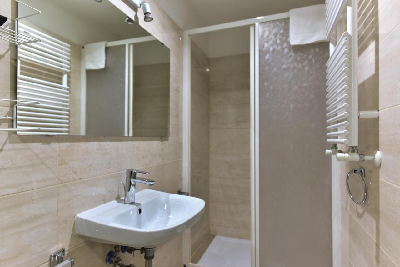 Guest house Romebest *