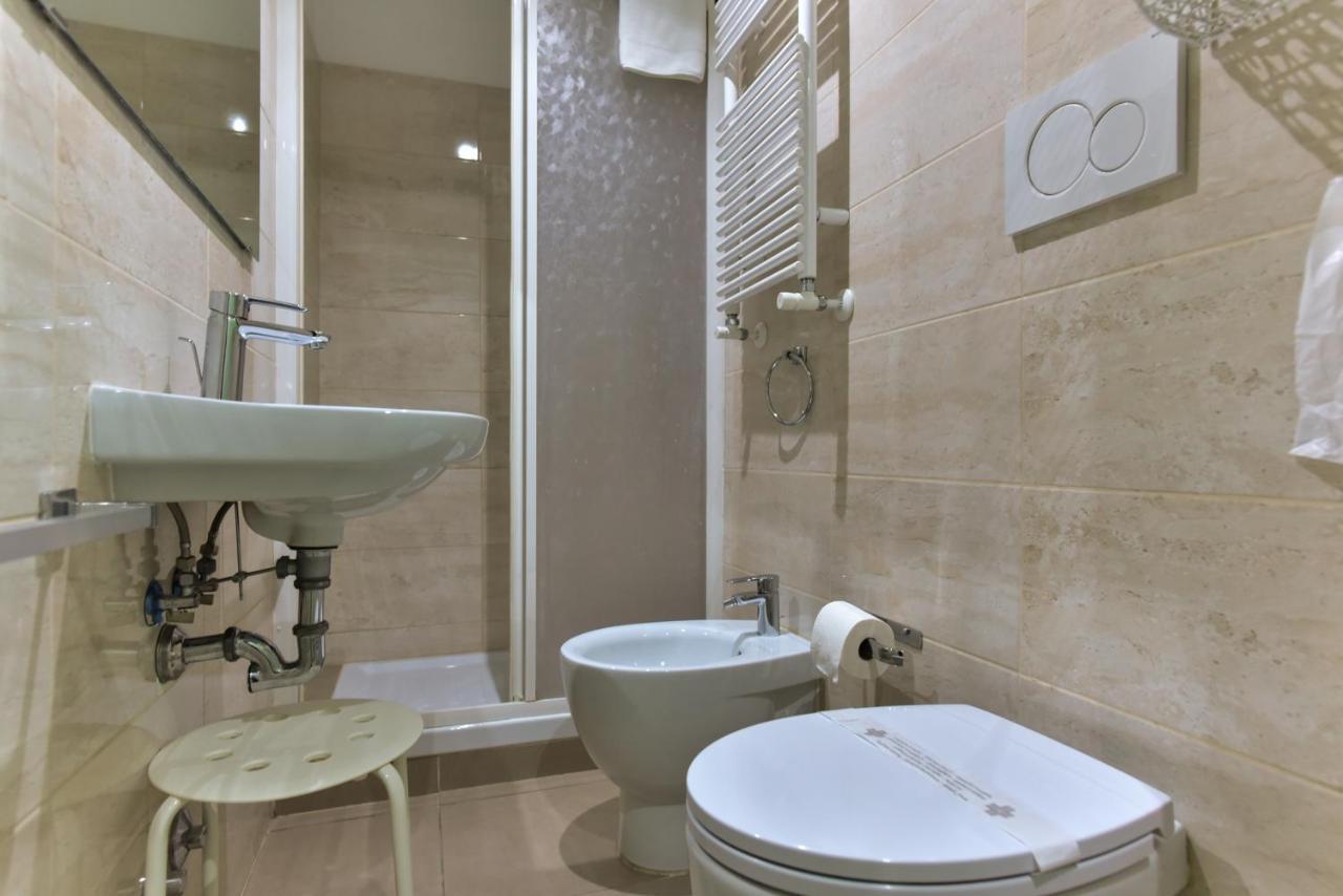 Guest house Romebest *