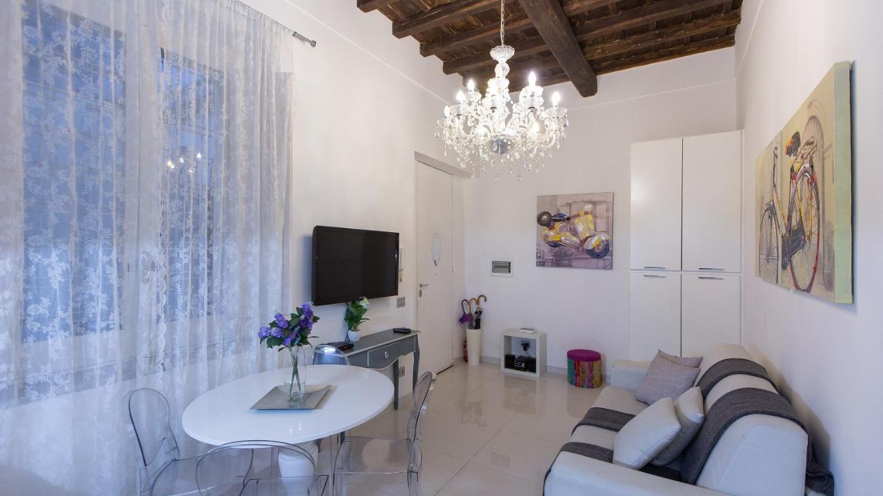 Apartment Consulta By In