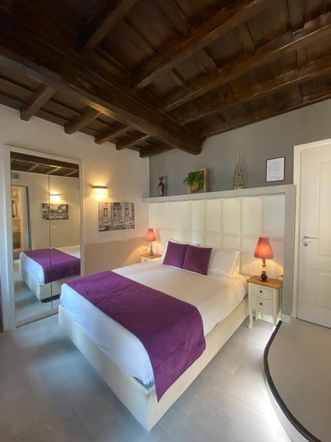 Town House Spagna- Luxury Rooms With Jacuzzi Bath Rome