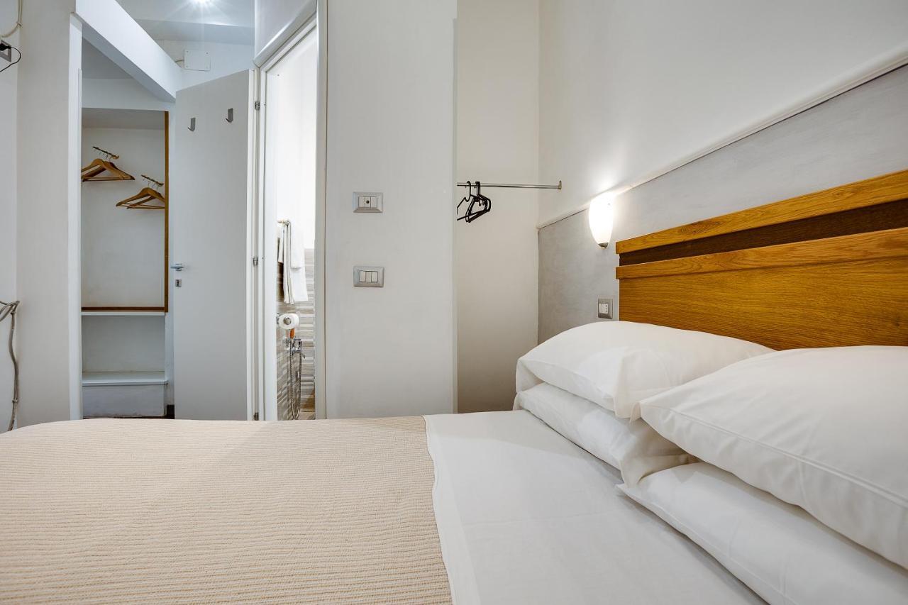 Penelope Guest house 3*