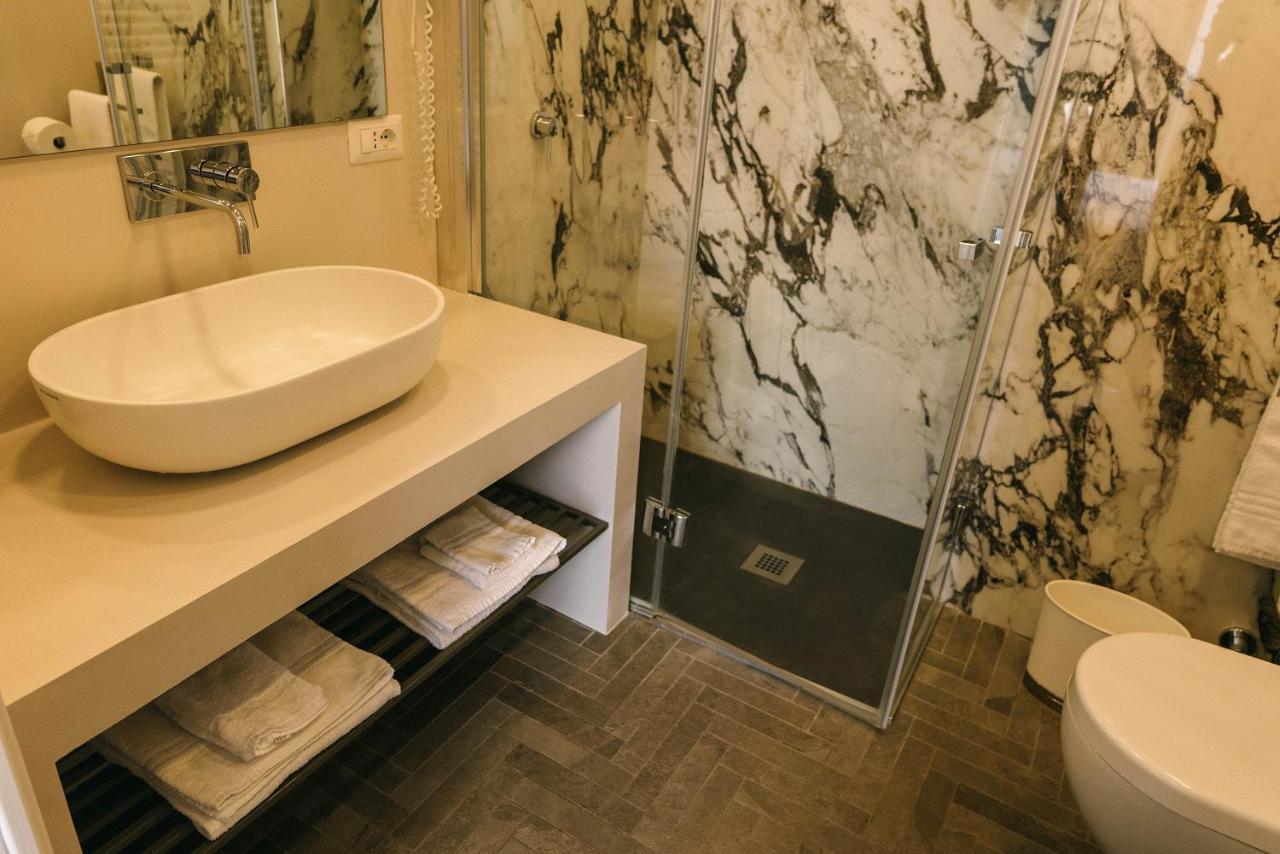Guest house Della Croce Luxury Rome
