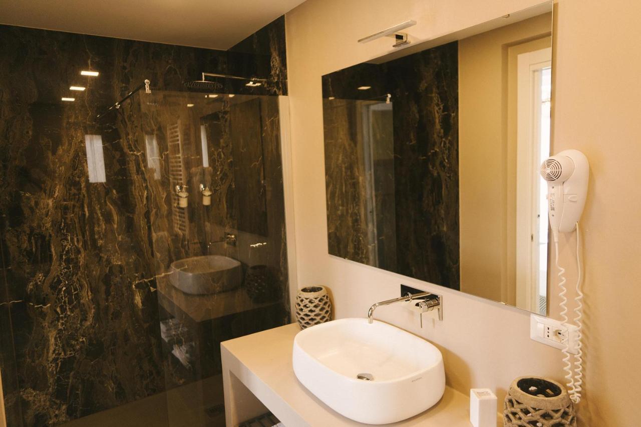 Della Croce Luxury Guest house Rome