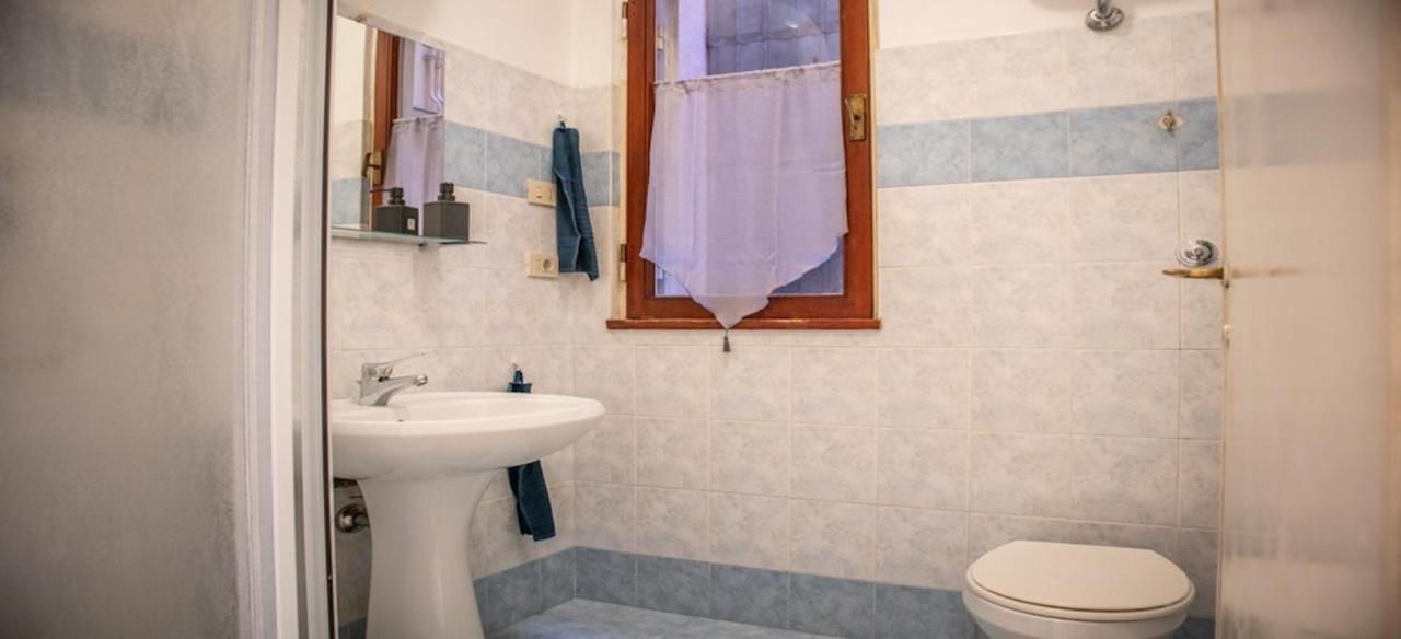 Kamchu Apartments: Viale Somalia *