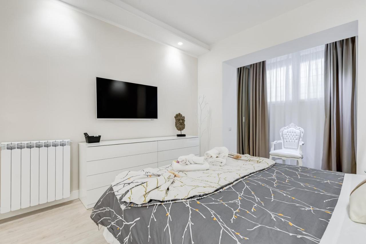 Bmga L The White Crown In Testaccio Apartment Rome