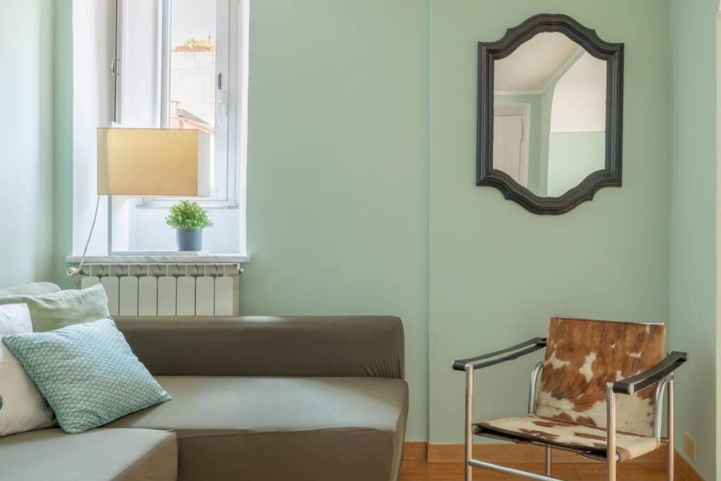 Iflat Colosseum Wide Apartment