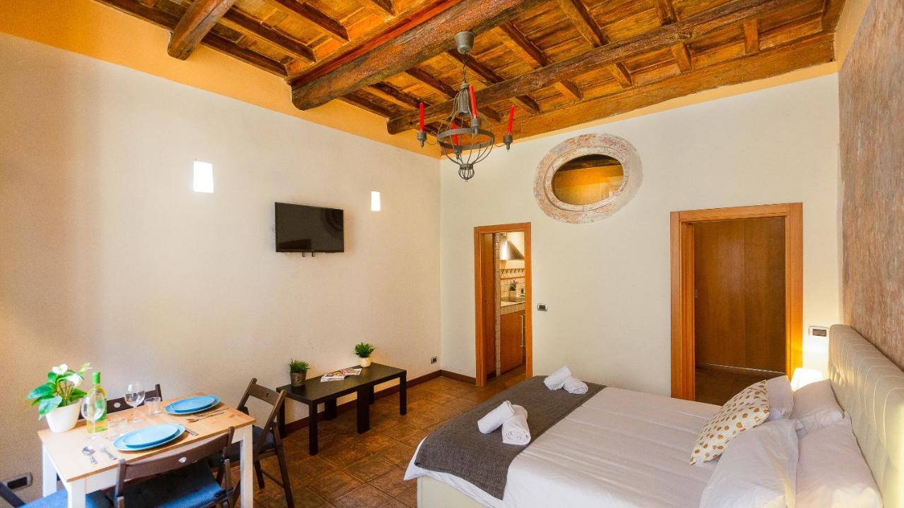 Trastevere Alexander In Apartment