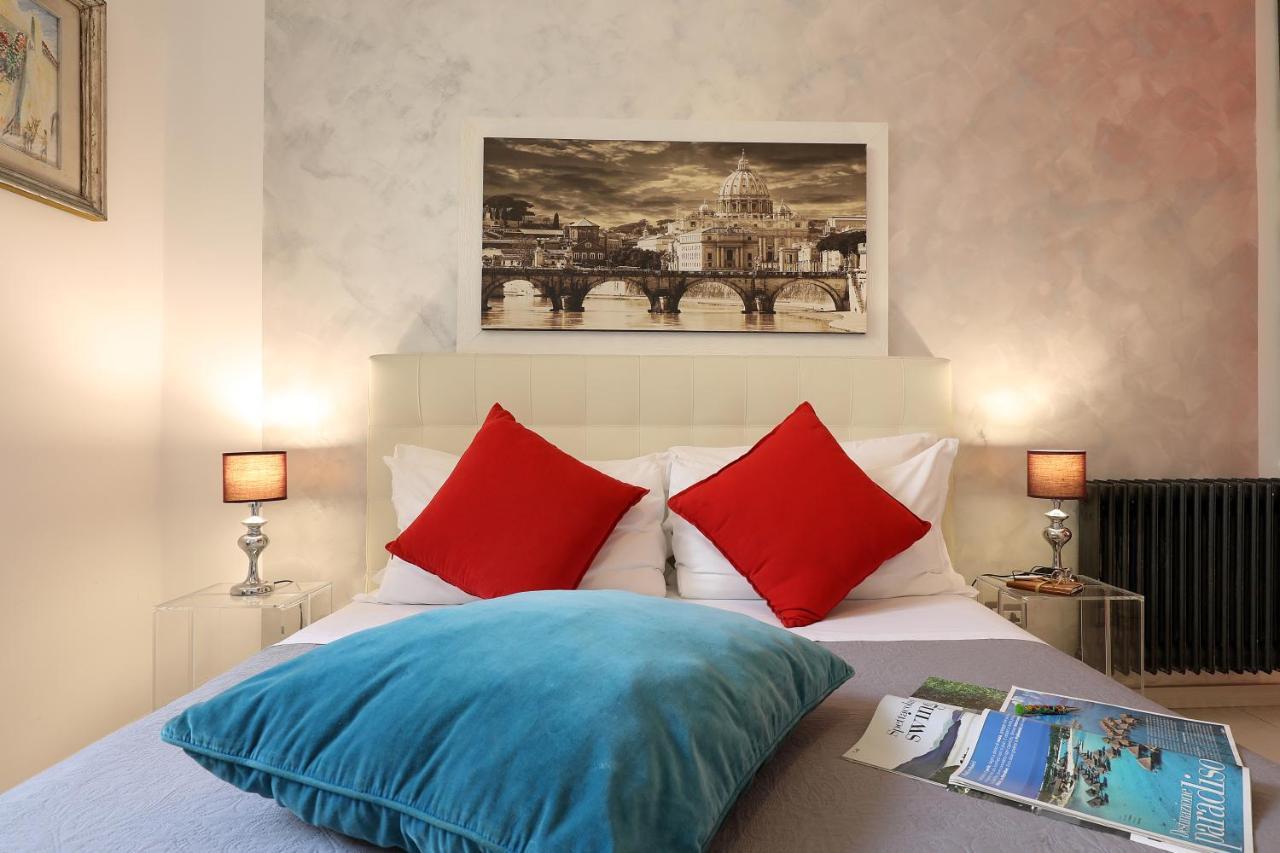 Apartment Grand Tour - Liberty Collection