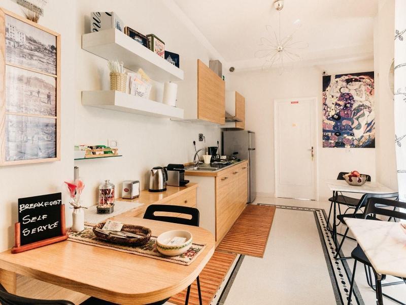 Bed & Breakfast Adriano Augusto 5*