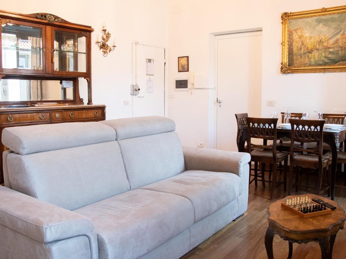 Apartment The Best Rent - Beautiful With Terrace Near Colosseo *