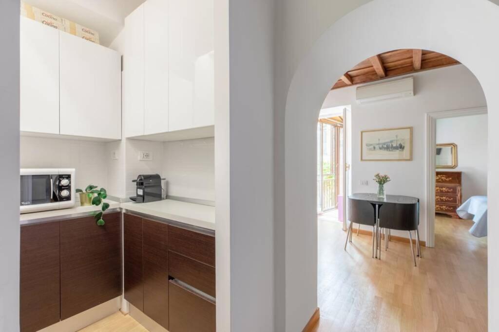 Iflat Via Del Corso Elegant Apartment *