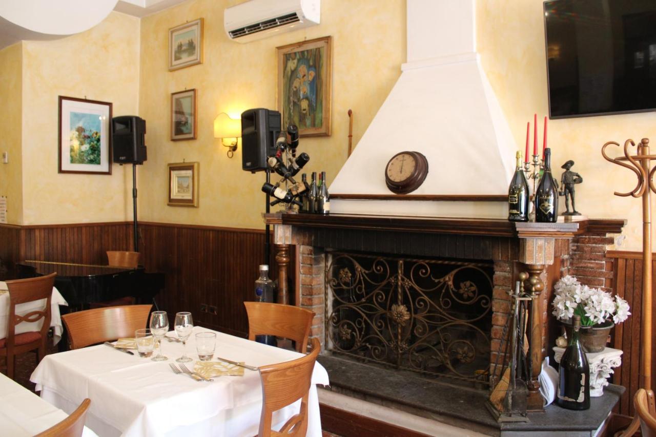 Hotel La Locanda Del Borgo 2*