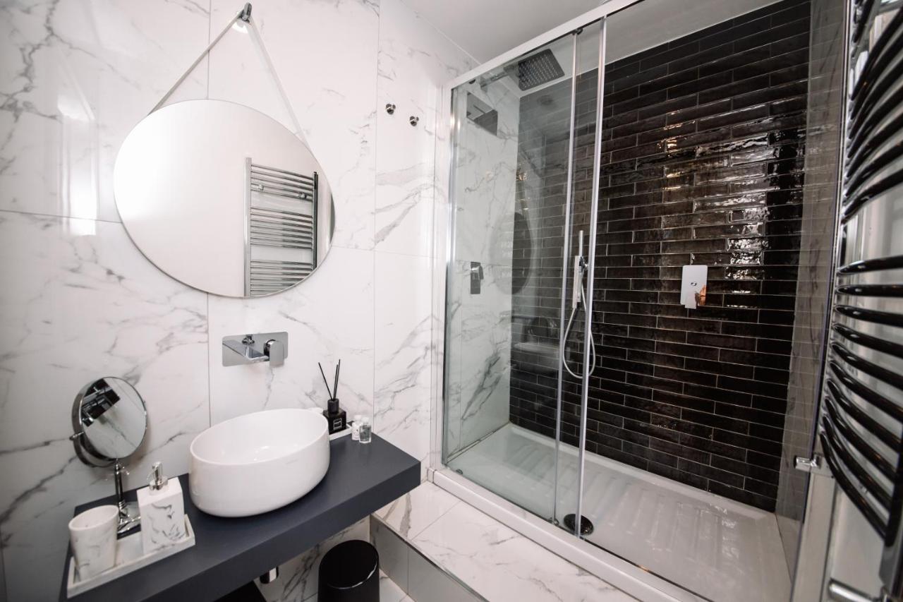 Guest house Fellini Design Suites Romе