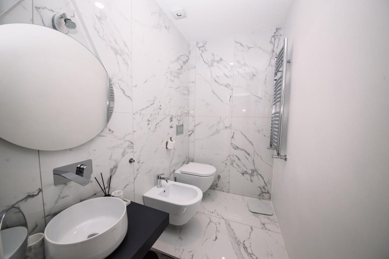 Fellini Design Suites Romе Guest house