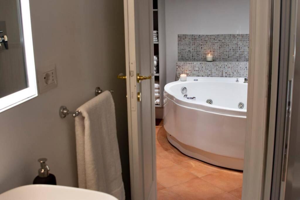 Appartamento Domus Marina Vacanze Romane-colosseo *