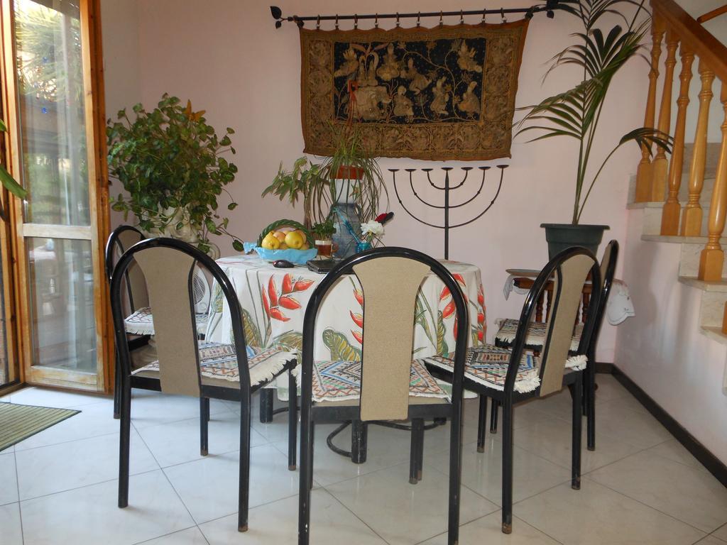 Happy Days Guest house 5*