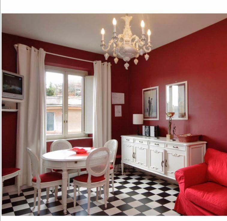 Apartment Caracciolo Rome
