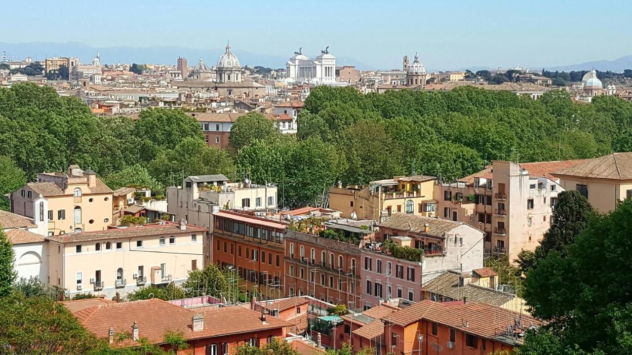 Piazza Della Rovere