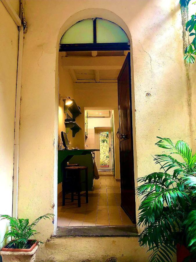 Giardino Segreto A Trastevere! - La Dolce Vita Apartment