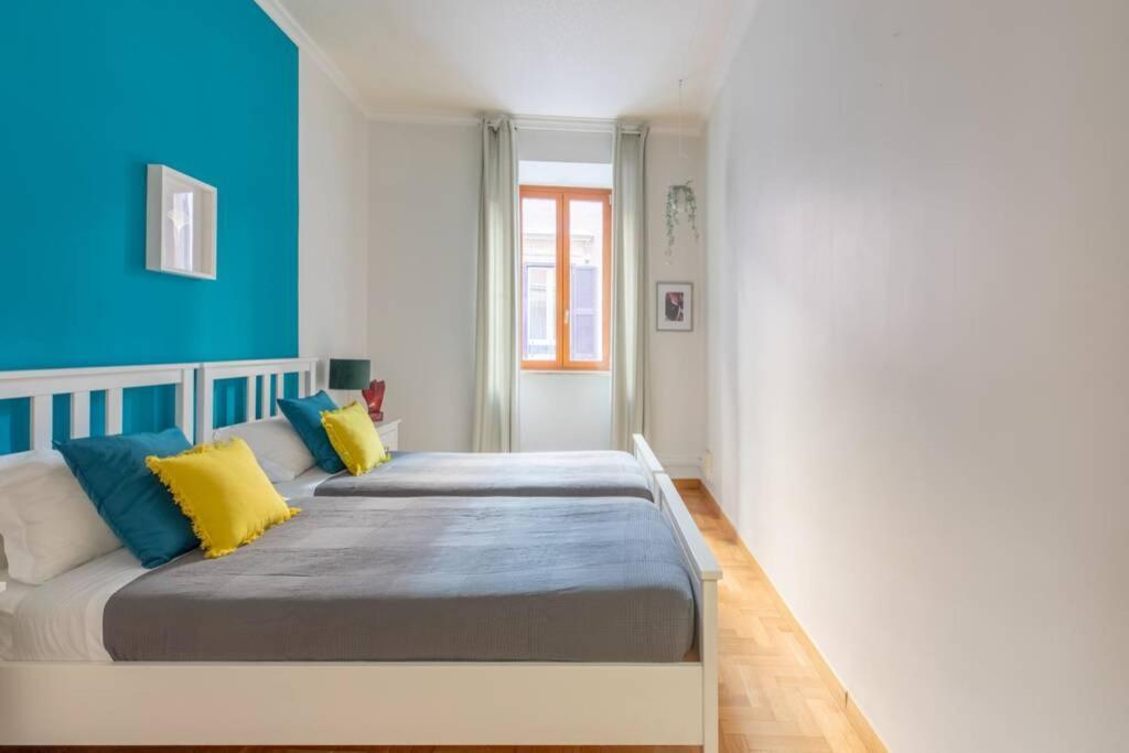 Iflat Spanish Steps Blue Apartment Rome