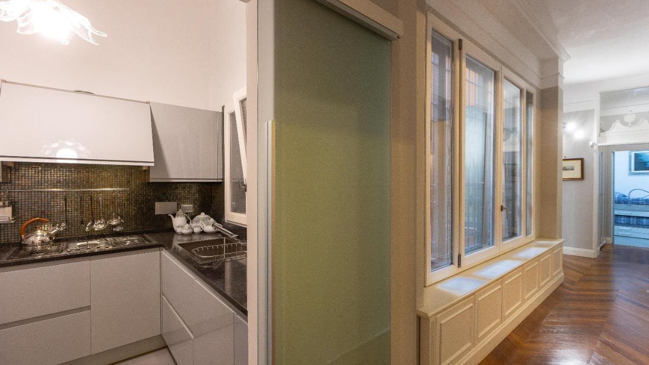 Apartment Gregoriana Luxury In Rome