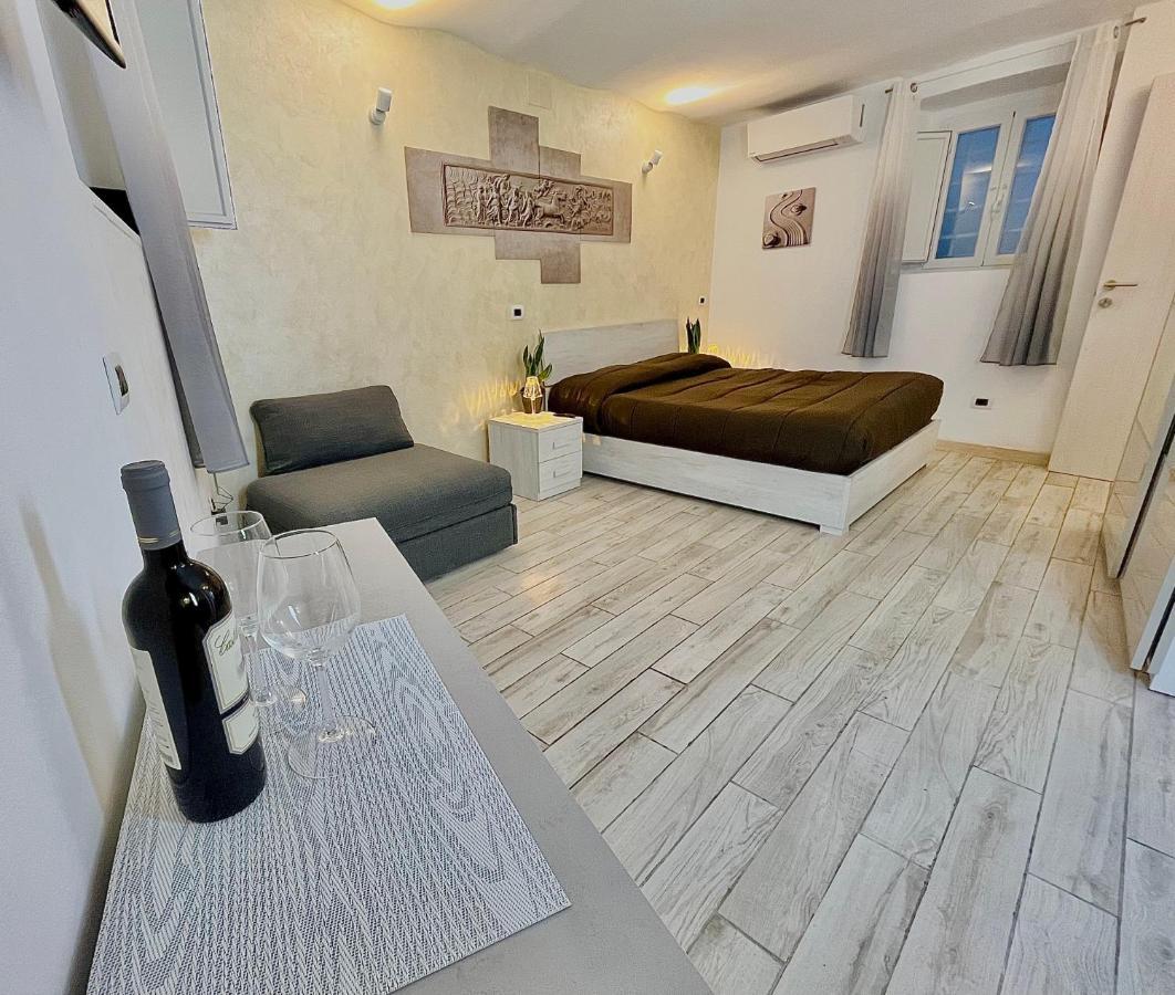 Colosseum Apartment *