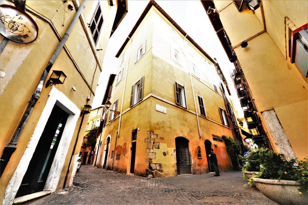 Campo De Fiori Relais Aparthotel *