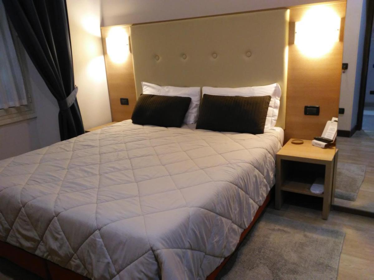 Guest house Cola Di Rienzo - In Rome