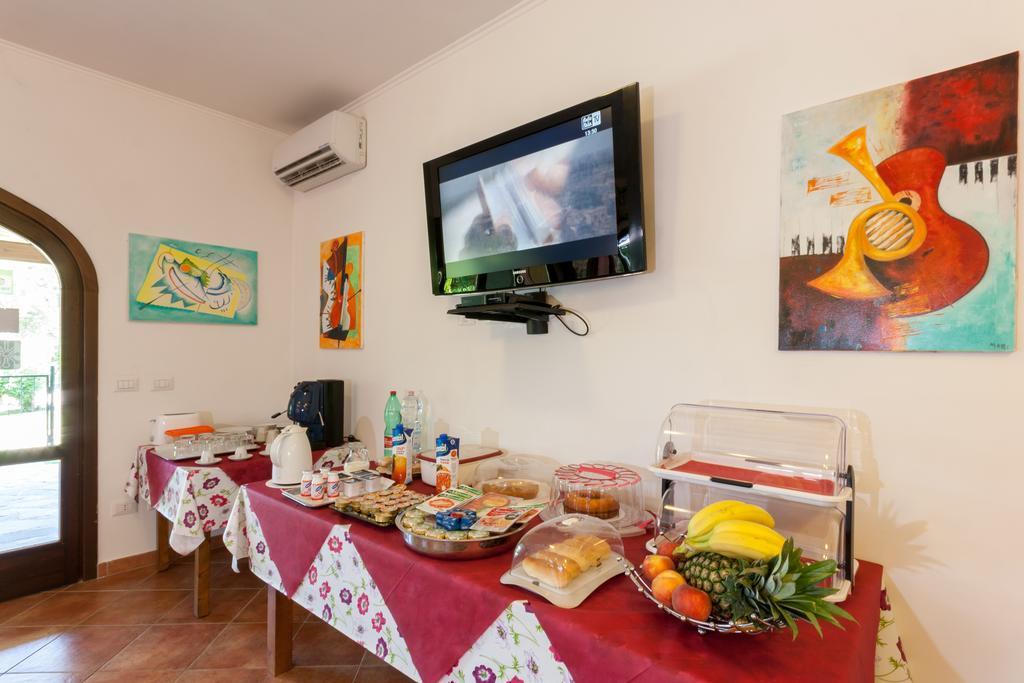 Relais Villaggio Azzurro Rome