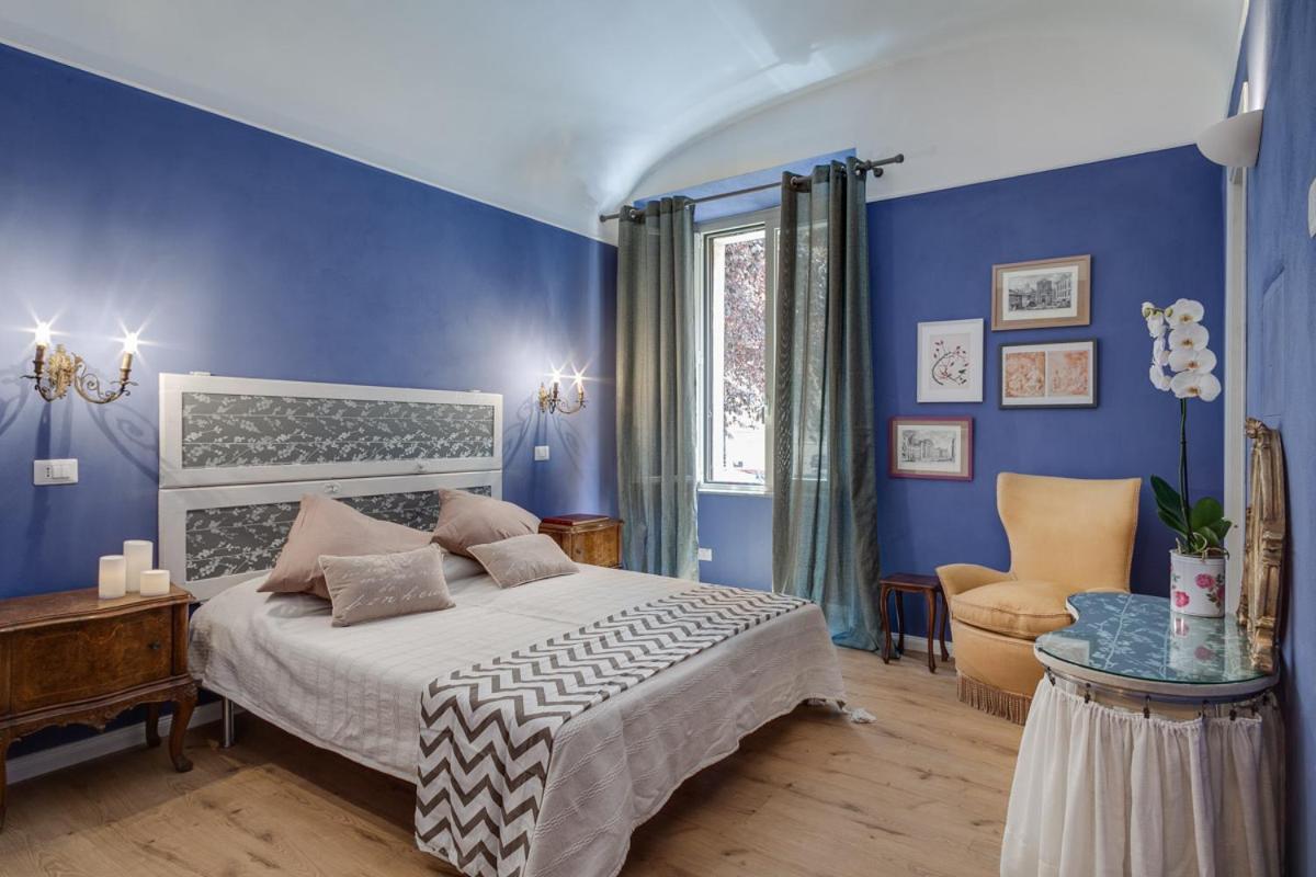 Guest house Femasuites