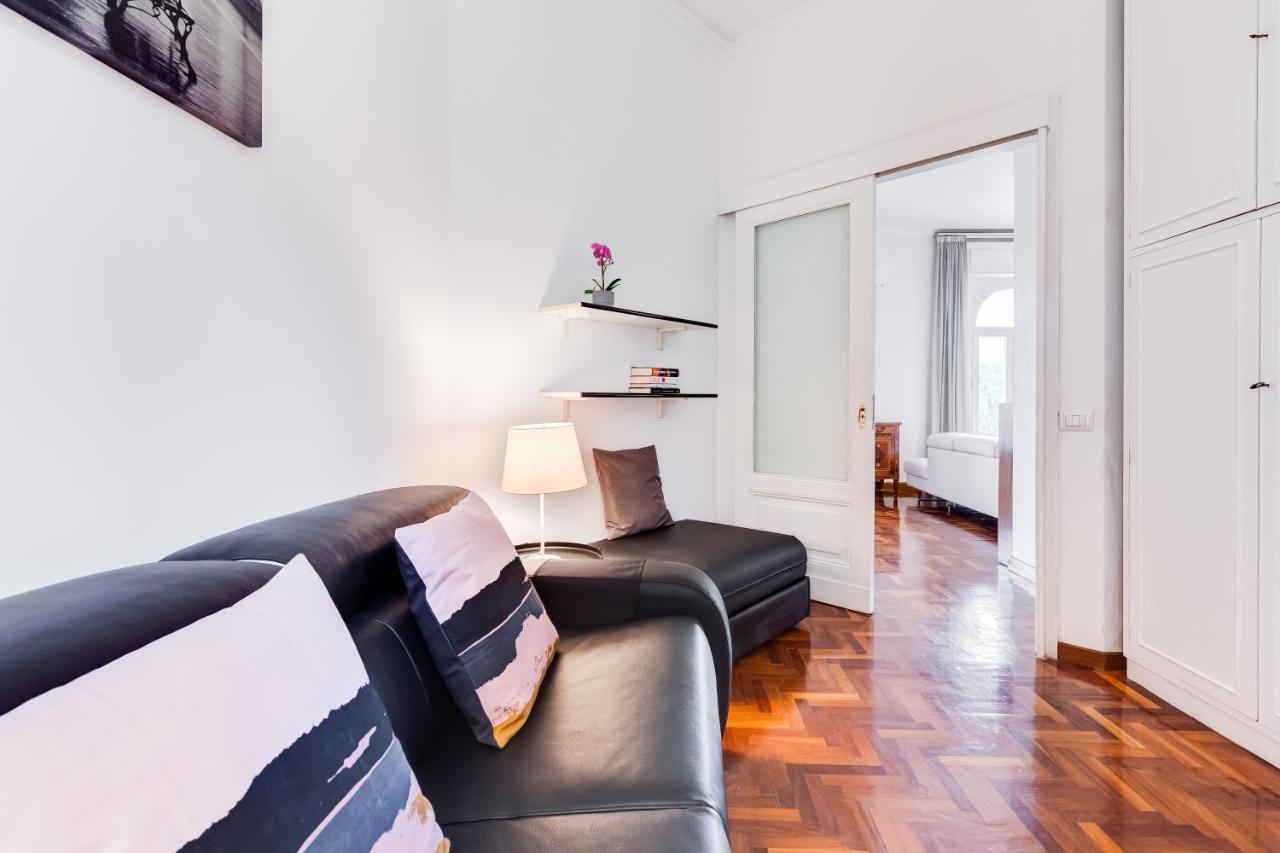 Large And Bright Amazing View Basilica San Giovanni In Laterano Apartment *