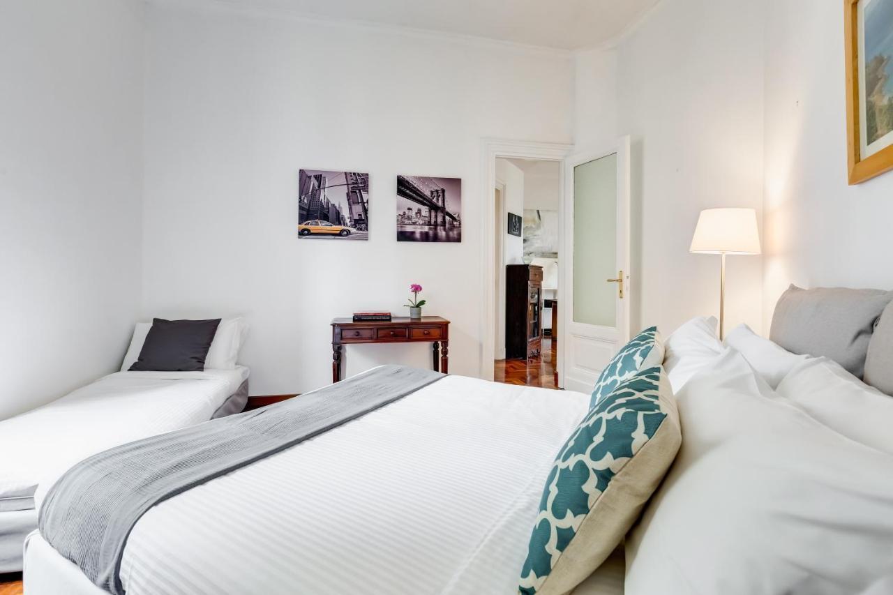 Large And Bright Amazing View Basilica San Giovanni In Laterano Apartment Rome