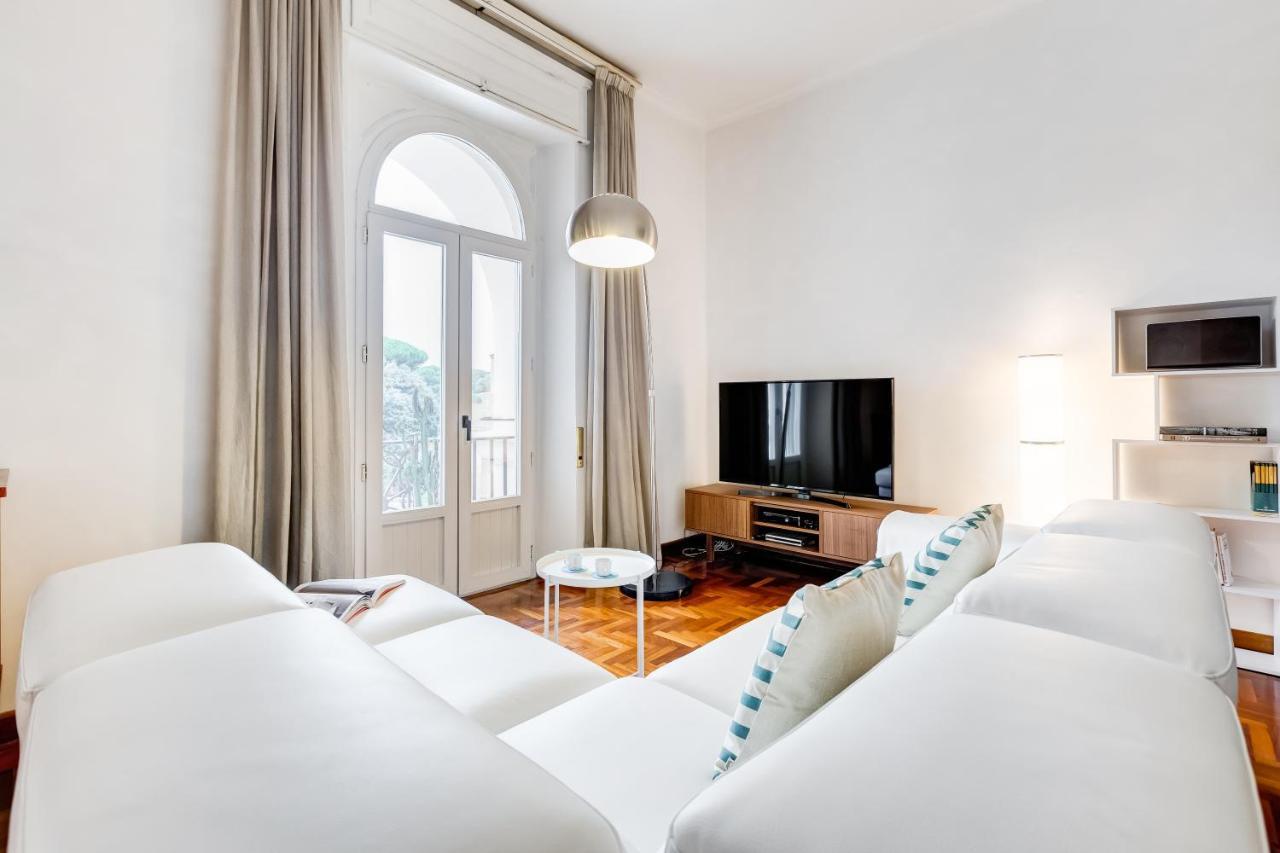 Large And Bright Amazing View Basilica San Giovanni In Laterano Apartment *