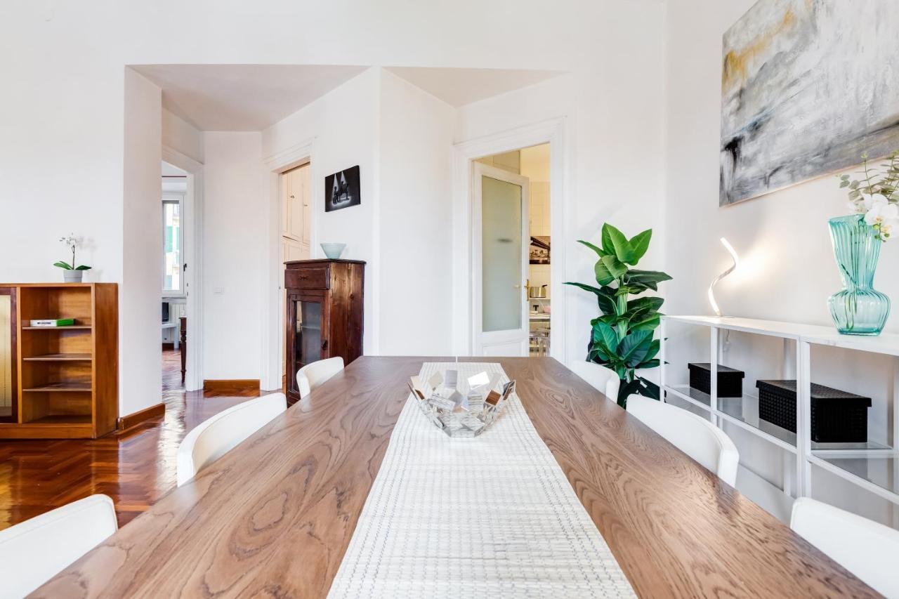 Large And Bright Amazing View Basilica San Giovanni In Laterano Apartment