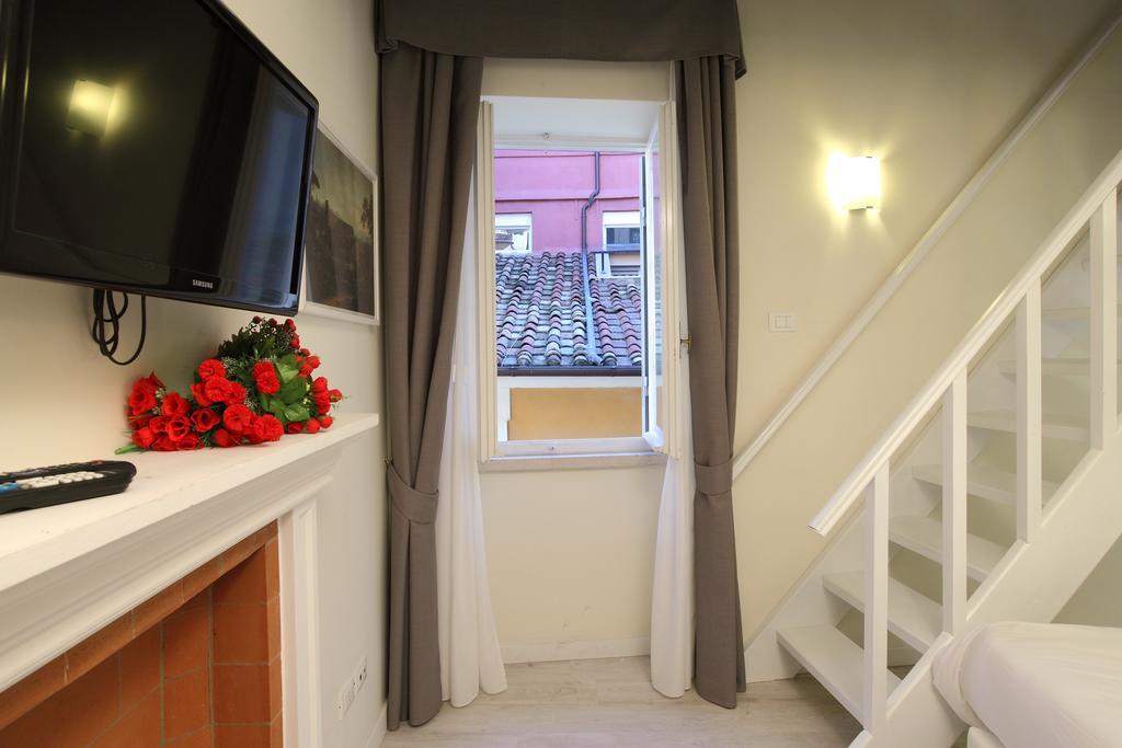 Navona Apartment *